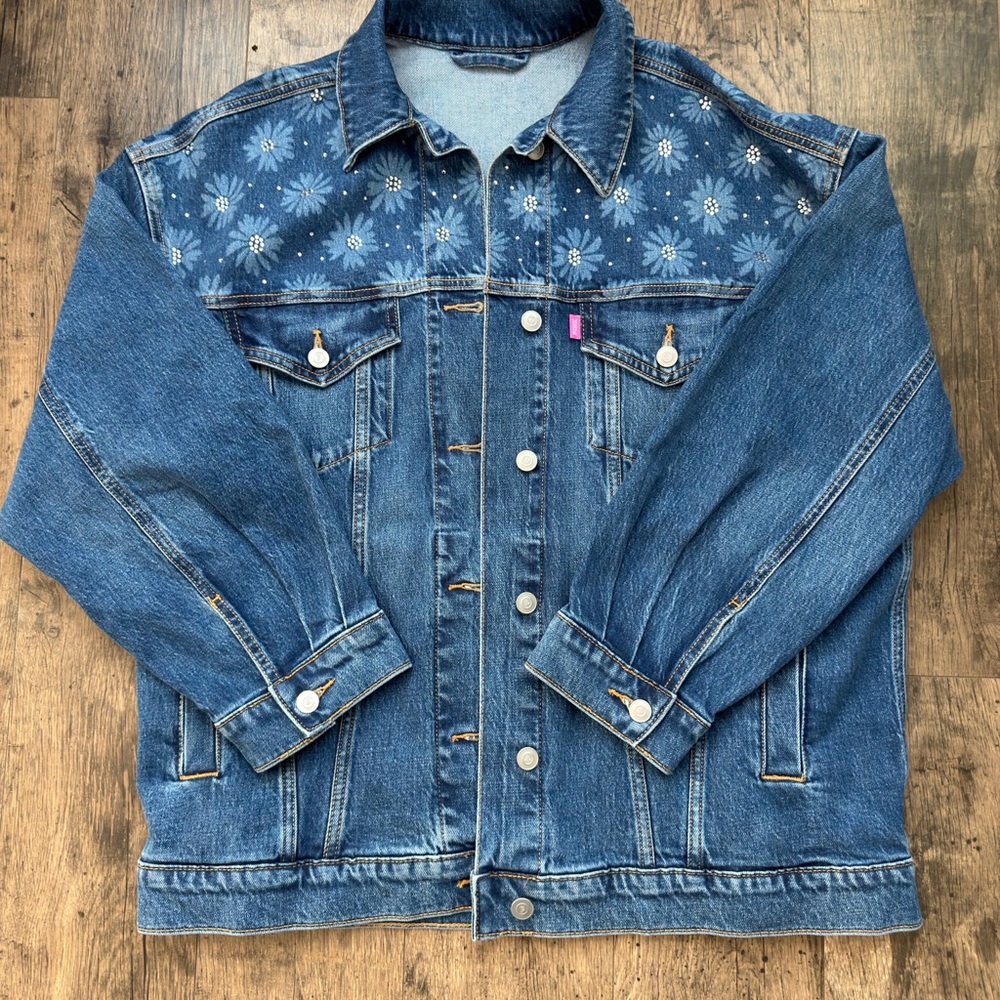 PINK Victoria's Secret PINK
Denim by PINK Oversized Trucker Jacke